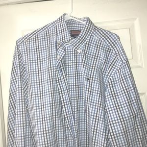 Long sleeve button up vineyard vines shirt